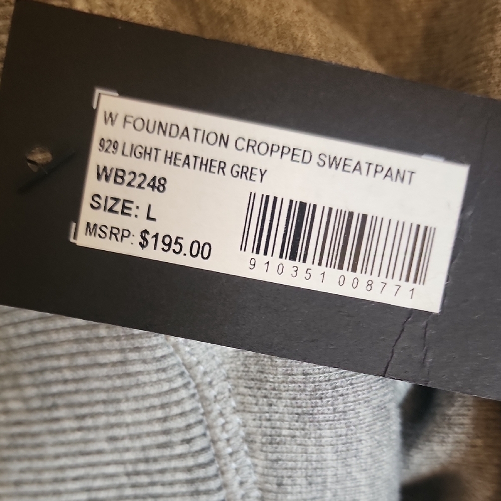 NWT Aether W Foundation Cropped Sweatpant Light Heather Grey Luxury Athleisure - Picture 6 of 6